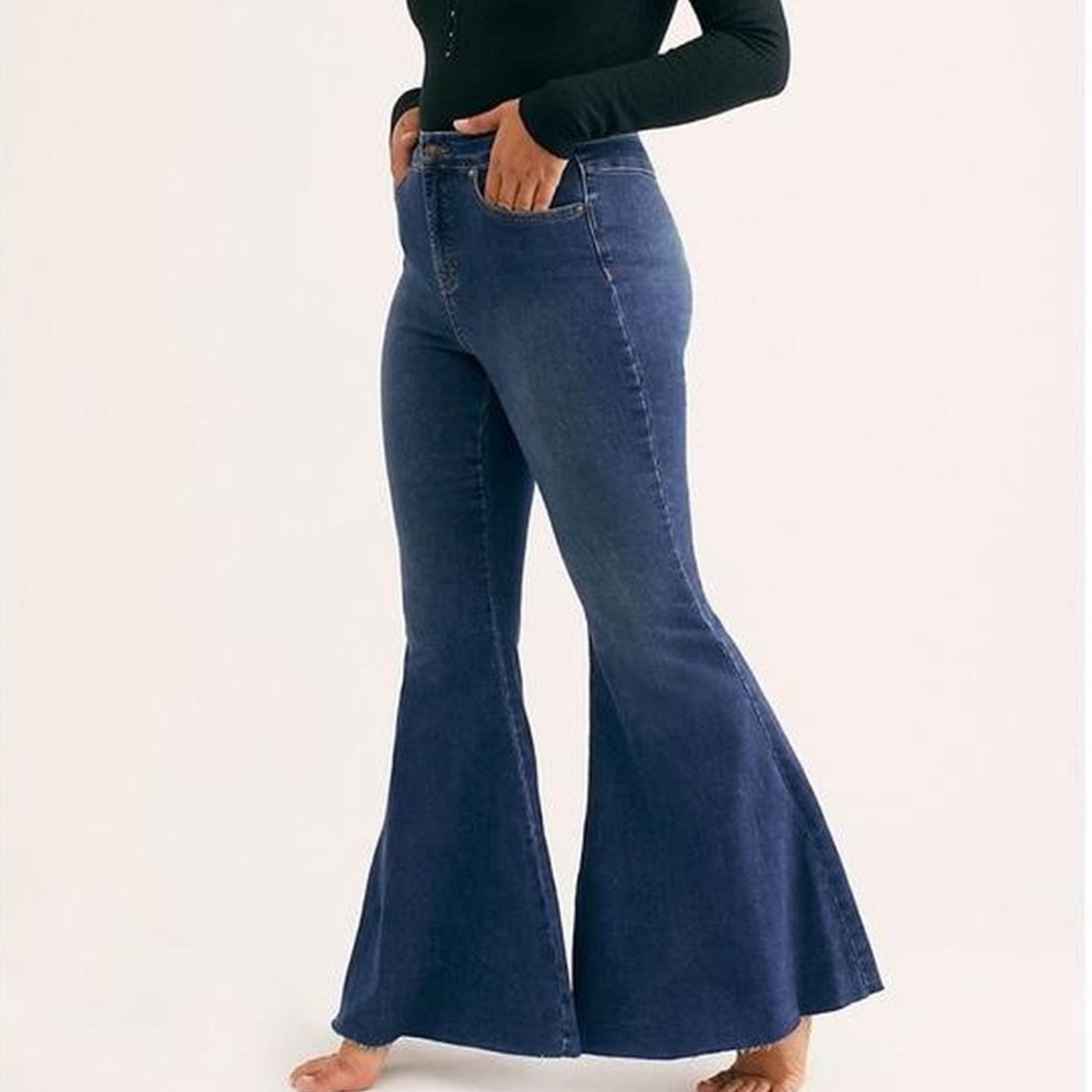 Free People We The Free CVRY Ma Cherie High Waist Flare Jeans size 30
